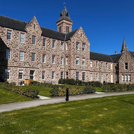Inverness Great Glen Town House, 5 Minute Drive From Town Centre Kültér fotó